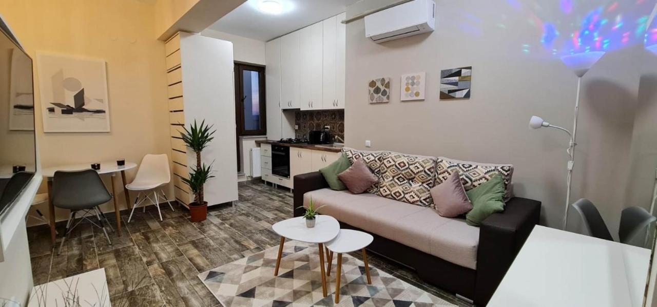 יאשי Designed Like Home Apartment Near Palas Mall מראה חיצוני תמונה